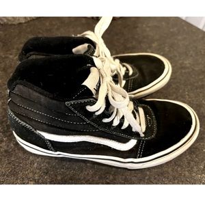 Vans youth 5.5 woman’s 7.5 high top sneakers